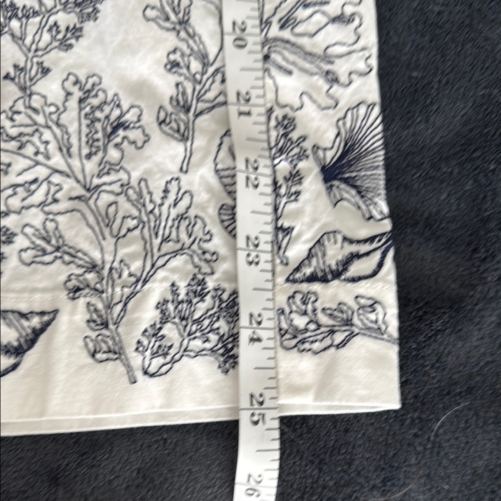 Chico's White Crops with Navy Blue Seashore Embroidery - Picture 7 of 8
